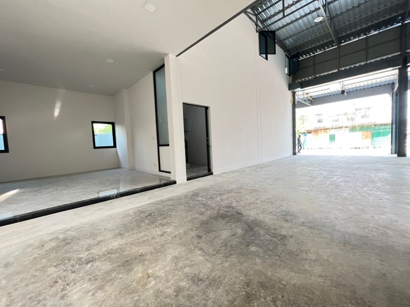 ให้เช่า สำนักงาน ออฟฟิศ  พร้อมโกดัง  สร้างใหม่ คลอง4  ลาดสวาย ลำลูกกา